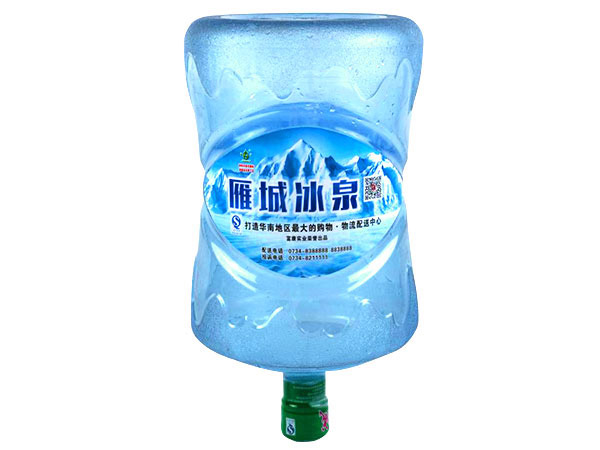 喝水有助于減少皺紋嗎？